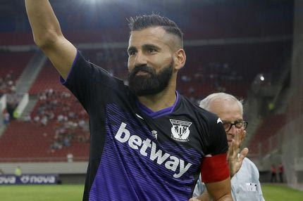 Ο Σιόβας γύρισε ως φίλος στον Πειραιά