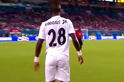 Μέχρι και ο Νεϊμάρ θα γελούσε με τη βουτιά του Βινίσιους