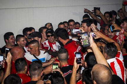 “Πύρινη” υποδοχή στον Γιάγια Τουρέ…