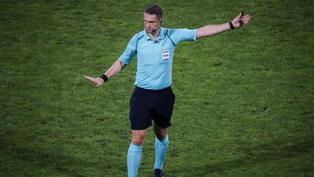 Ματίας Γκεστράβιους: Ήρθε και δεν ακούμπησε