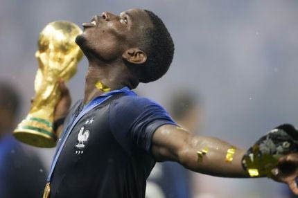 To πρωτοσέλιδο που “βάζει φωτιά” σε Μάντσεστερ Γιουνάιτεντ!