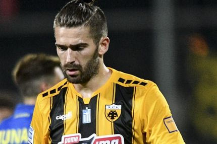 Μια κόκκινη που κοστίζει στον Λιβάγια το 5% του συμβολαίου του!