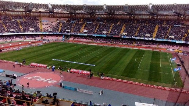 Τα τεράστια κενά στο San Paolo και οι κίνδυνοι ενόψει Λίβερπουλ