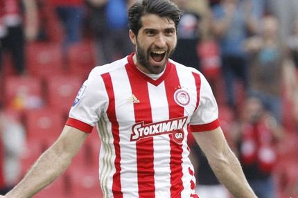 Πώς εκδίδεται μια άδεια εργασίας για έναν παίκτη στην Αγγλία