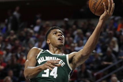 Πώς ο νέος προπονητής των Bucks δουλεύει για τον MVP Giannis