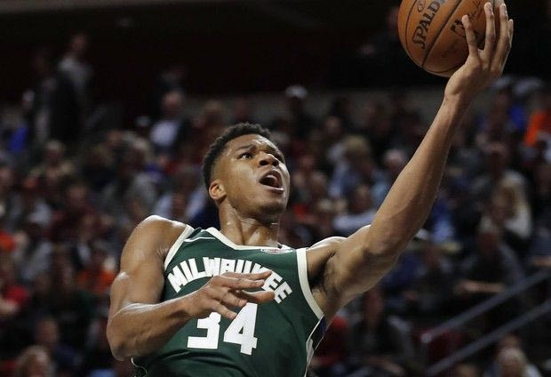 Πώς ο νέος προπονητής των Bucks δουλεύει για τον MVP Giannis
