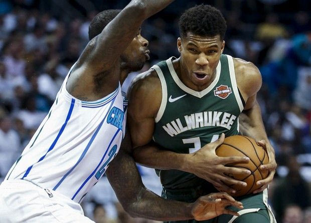 Ο πιο ουσιαστικός Giannis σε πρεμιέρα του ΝΒΑ