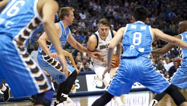 Αυτός είναι ο πρώτος επαγγελματίας τζογαδόρος που προσέλαβε το ΝΒΑ