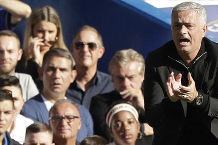 Τα τρία δάχτυλα του Ζοζέ Μουρίνιο στο Στάμφορντ Μπριτζ