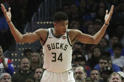 Γιατί ο Giannis χάνει (εκτός από τρίποντα και) τόσες βολές;