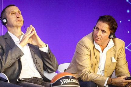 Πασκουάλ vs. Μπλατ: Ποιος κερδίζει αυτό το ντέρμπι;