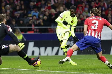 Ο Ντεμπελέ σώζει βαθμούς και σώζεται