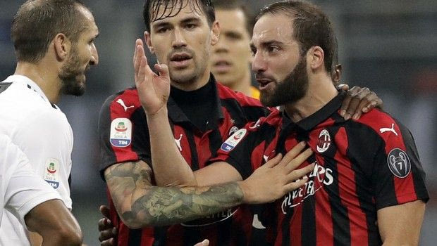 Ο Γκονσάλο Ιγκουαΐν έχασε τα λογικά του, ένα κρίσιμο πέναλτι και την εκδίκηση