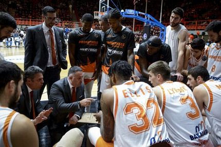 Προμηθέας Πατρών: Το θαύμα του φωνακλά Μάκη Γιατρά