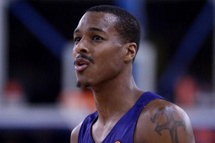 Ελεος! Εκτός για δύο μήνες και ο Ρένφρο