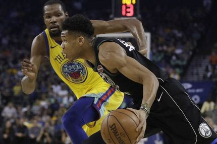 Τι θα ζητούσαν οι σταρ του ΝΒΑ από τον Άγιο Βασίλη