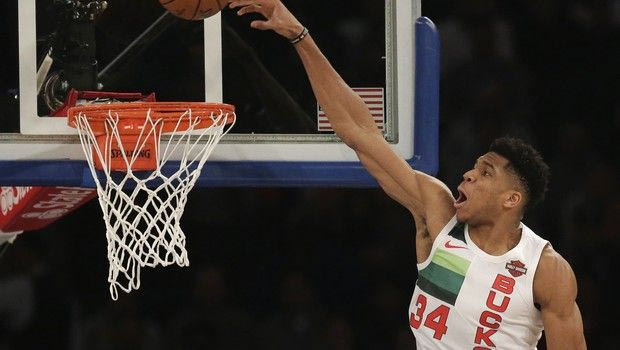 Ο Αντετοκούνμπο αστόχησε σε… κάρφωμα