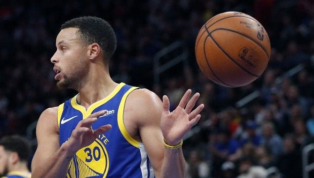 Η απάντηση της NASA στον ‘εξωγήινο’ Στέφεν Κάρι περιείχε… εισιτήριο για το φεγγάρι