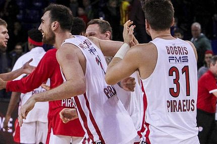 Μπαρτσελόνα – Ολυμπιακός: Τα 3,5 λεπτά του Μπόγρη έφεραν τα ρεκόρ του Μιλουτίνοφ