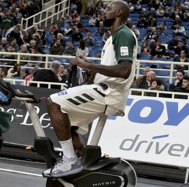 Ο ‘Άρτζι’ τού έκανε τη ζωή ποδήλατο: 10 σημειώσεις από την 8η αγωνιστική