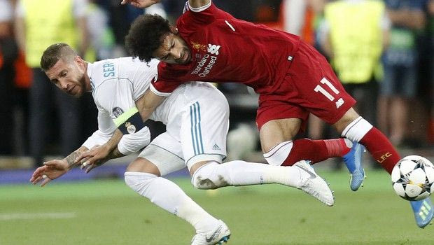 ‘Θέατρο’, καθυστερήσεις, διαμαρτυρίες: Οι 9 ‘σκοτεινές’ πρακτικές του ποδοσφαίρου