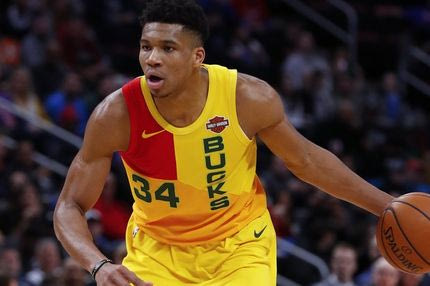 Μία από τις 11 ασίστ του Αντετοκούνμπο ήταν προς τον… Ντέιβις