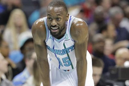 O Kέμπα Ουόκερ γελάει όταν του λένε πως δεν μπορεί να κάνει κάτι