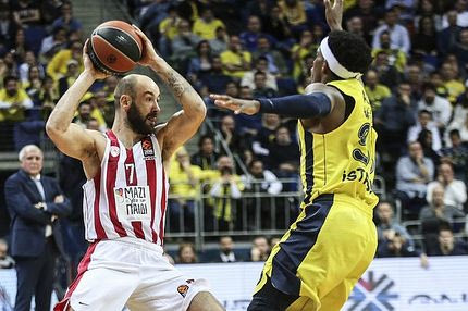 Φενέρμπαχτσε – Ολυμπιακός: Δεν βρήκε τη διέξοδο από το ‘άντρο’ του Ομπράντοβιτς