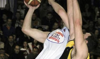 Τρίκαλα-Μαρούσι 73-81