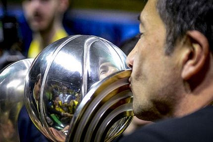 Γιατί δεν αρκεί στην ΑΕΚ ένας παγκόσμιος τίτλος