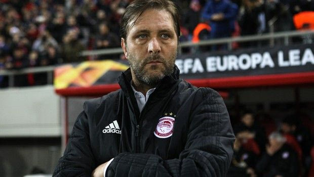 Ο Ολυμπιακός στρίμωξε τον Μαρτίνς στα σχοινιά