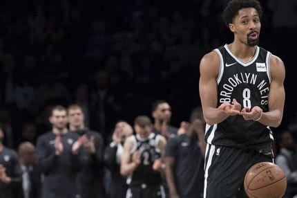 Οι Μπρούκλιν Νετς σώθηκαν από έναν τύπο που διαβάζει πολύ