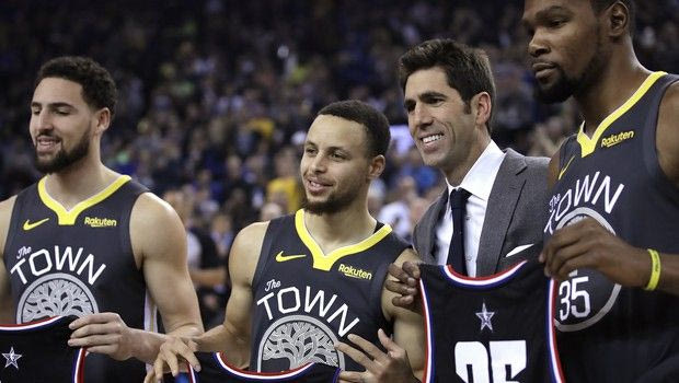 H χειρότερη πεντάδα του ΝΒΑ ανήκει στους Ουόριορς, που κερδίζουν κι έτσι