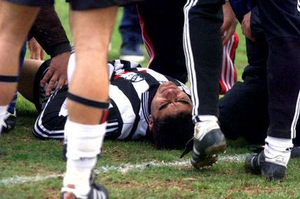 Μια στιγμή, δυο ζωές: Πώς ένας ποδοσφαιριστής συνεχίζει την καριέρα του μ’ ένα νεφρό