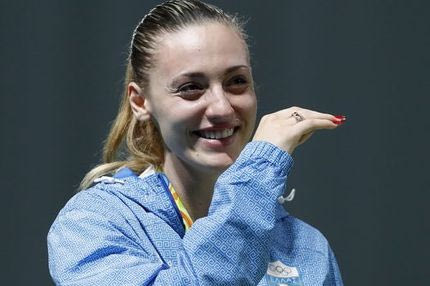 Άννα Κορακάκη: with a license to kill