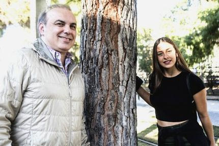 Πατήρ και κόρη Ελληνιάδη: Το ‘Χάλη Γκάλη’ του Σταύρου και τα όνειρα της Έλενας