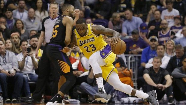 Οι Λέικερς αποσύρουν το ‘Beat It’ του Μάικλ Τζάκσον απ’ τους αγώνες τους