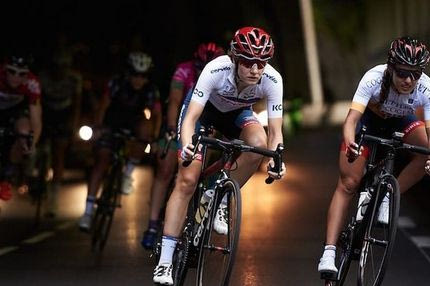 Μπορείς να αναγκάσεις ποδηλάτισσα να φρενάρει για να μην νικήσει άντρες;