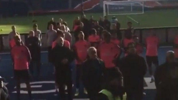 Από την πρώτη προπόνηση της Παρί Σεν Ζερμέν έλειπαν μόνο οι κορνέδες