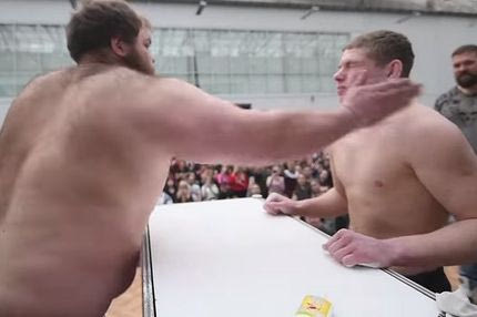 Vasily Kamotskiy, ο άρχοντας της σφαλιάρας