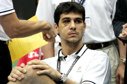 Ελλάδα-Βραζιλία, 2006: Όταν ο Βαρεζάο τσάκισε τον Ζήση