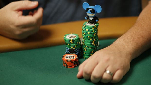 EPT 5: Όταν η Πράγα υποκλίθηκε στους Έλληνες παίκτες του πόκερ