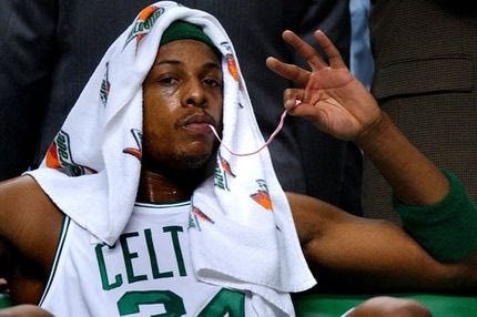 Πώς ο Πολ Πιρς έβγαλε λεφτά από το σοκ του Ρόι Τζόουνς τζούνιορ