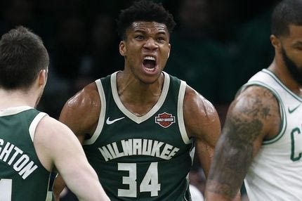 Ο Αντετοκούνμπο και ο φίλος του από τη Βοστώνη