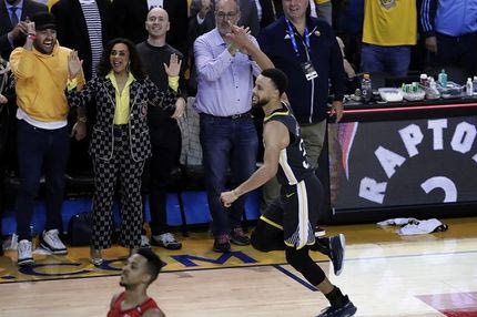 Ο Στεφ Κάρι έπαθε Χάρντεν