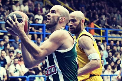 Ο ‘κοπτοράπτης’ Καλάθης και το Γιατρ-ικό της ΑΕΚ