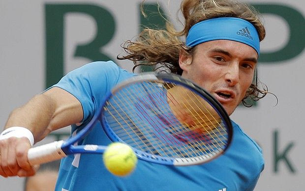 Ο Τσιτσιπάς έσπασε το είδωλο που έβλεπε στον καθρέπτη