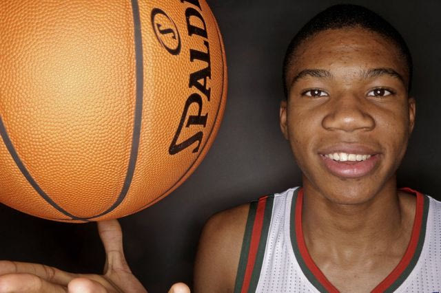 Το video των Μπακς είναι ολόκληρη η ιστορία του Αντετοκούνμπο