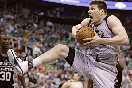 Τζακ Κούλεϊ: O όλντσκουλ σέντερ των 124 κιλών που κυριεύει την Ιταλία