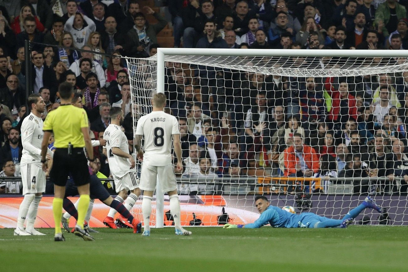 Διαιτητής έβαλε γκολ σε αγώνα. Και μέτρησε